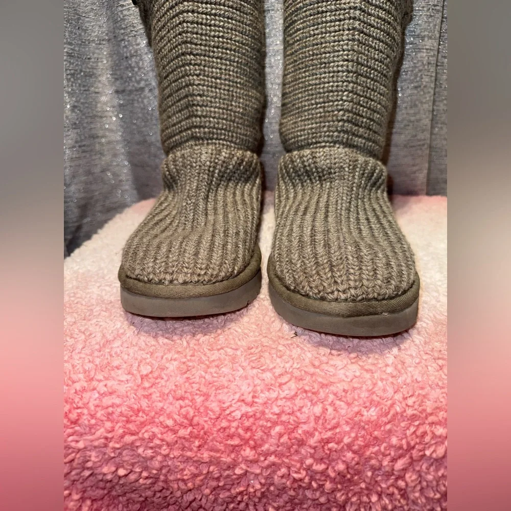 UGG Gray Knit Button Boots - Picture 6 of 9